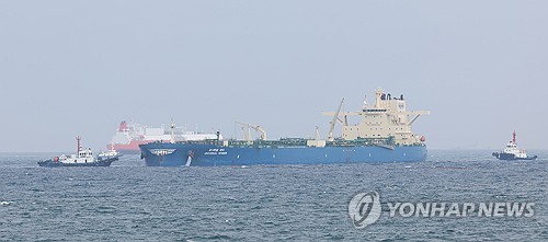 호르무즈 해협 통과 계획한 韓 선박 모두 빠져나와…잔류 3척_주동일