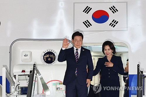 李대통령 지지율, 3주전보다 9%p 급락한 57%…민주 41%·국힘 25%[NBS]_황남경