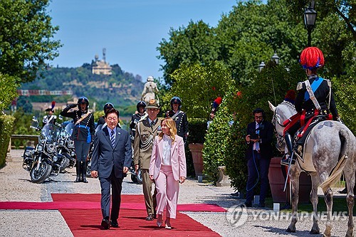 李대통령 "협력 시너지 낼 것"…韓·伊, 2030 행동계획 채택_정지서