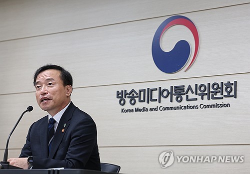 방미통위 위원장 "JTBC 재정위기 예의주시…재승인 주요 평가사항"_서영태
