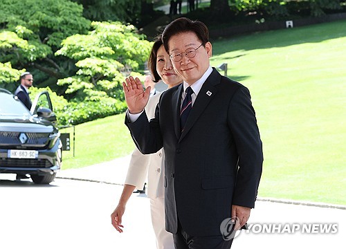 李대통령, 23일 주한외교단 초청 만찬…'실용외교 2년차' 청사진 제시_정지서