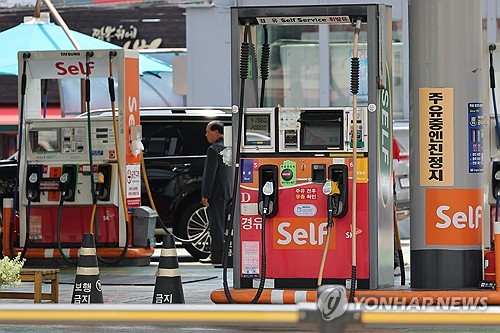 유가 안정에 최고가격제 향방 주목…정유업계, 손실 보전에 촉각_주동일
