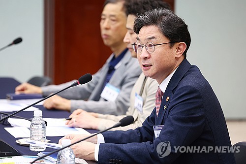 이억원 금융위원장, 포용금융 현장 대토론회 참석
