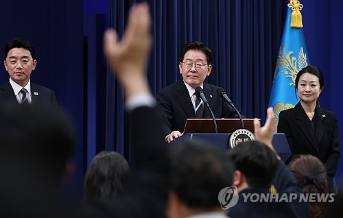 李대통령 "주가지수 상승, 또 다른 자산 양극화…우려 커"(종합)_온다예