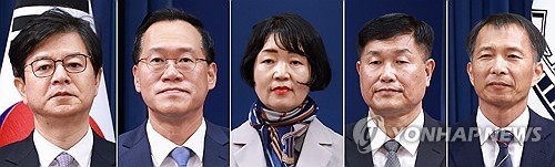 李, 홍보수석에 성기홍·민정수석 한찬식…국정 2년차 맞아 참모진 개편(종합2보)_정지서
