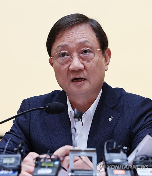 삼전·닉스 레버리지, 출시 한달 만에 최대 위기…당국 내 '온도차'_정원
