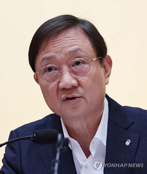 간담회 참석한 이찬진 금융감독원장