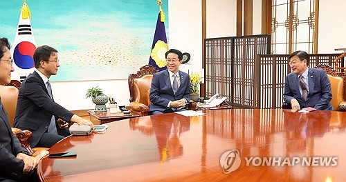 조정식 국회의장, 국힘에 상임위원 선임 명단 발송…"29일까지 의견 받을 것"_김성준