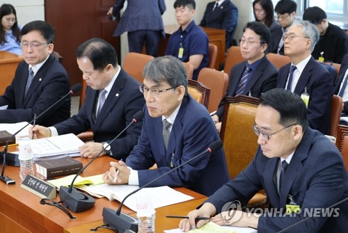 '선관위 없는' 선관위 국조…여야 "국민 무시하나" 질타_황남경