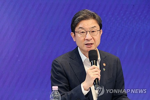 금융소비자 정책도 성적표 받는다…금융위, 정책평가위원회 출범_윤슬기