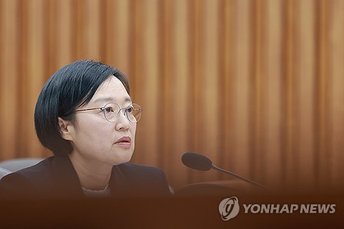 "속보이는 다주택 정리"·"총리 적임자"…여야, 한성숙 청문회 격돌_온다예