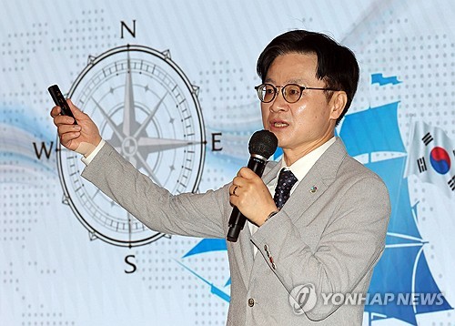 산업 장관 "당신, AI 전환 해봤어?"…정주영 명예회장 어록 인용_주동일