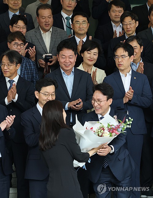 김민석 "정청래 두번 할 필요 있나…지난 1년은 李대통령 개인기"_황남경