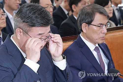 윤호중, 올림픽공원 봉쇄 시위에 "강제해산 여부 판단 못 해"_온다예