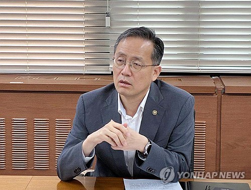 이형일 차관, 홈플러스 관련 관계기관 TF 주재
