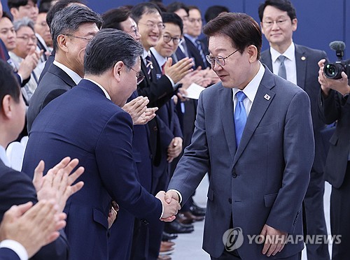 이재명 대통령과 장재훈 현대차그룹 부회장