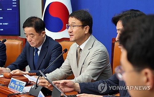 최고위 발언하는 한병도 당 대표 직무대행