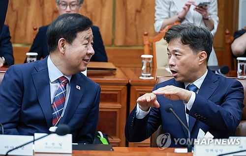 구윤철 부총리와 곽노정 SK하이닉스 대표