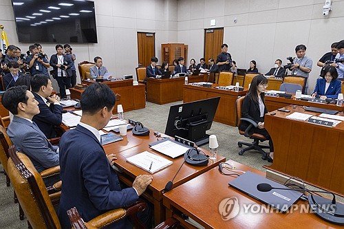 '보완수사 예외적 허용' 형소법도 법사소위로…'절충안' 마련되나_온다예