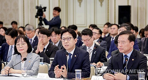 업무보고하는 배경훈 부총리