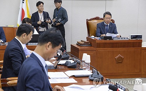형사소송법 개정안 심사 위한 법사위 제1소위 개회