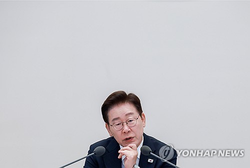 지역필수공공의료 간담회, 발언하는 이재명 대통령