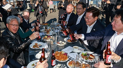 이재명 대통령, 글로벌 AI 리더들과 건배