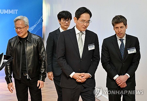 AI 서밋 입장하는 글로벌 AI 리더들