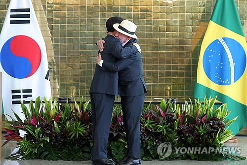 공동언론발표 마친 한-브라질 정상