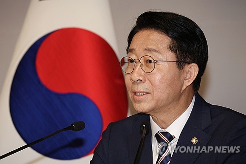 기자 간담회 하는 조정식 국회의장
