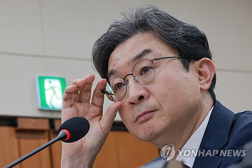 이억원 "대통령 아파트 거래는 사적 거래…적법하게 공개"_윤슬기