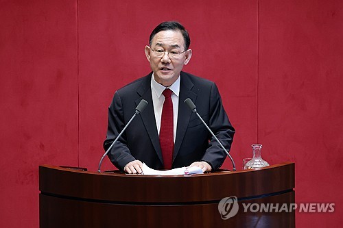 '보완수사권 폐지' 형소법 개정안 필리버스터 시작하는 국민의힘 주호영 의원