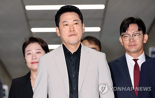 '보완수사권 폐지 거부권 촉구' 토론회 참석하는 장동혁 대표