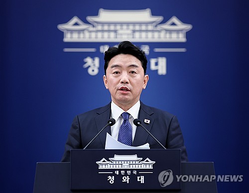 강훈식 비서실장, 메가프로젝트 2차 점검회의 결과 브리핑