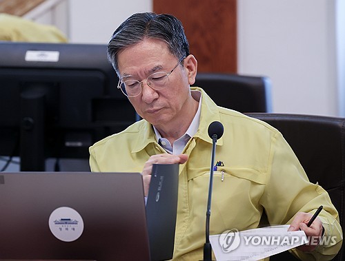 을지국무회의 참석한 정성호 법무부 장관