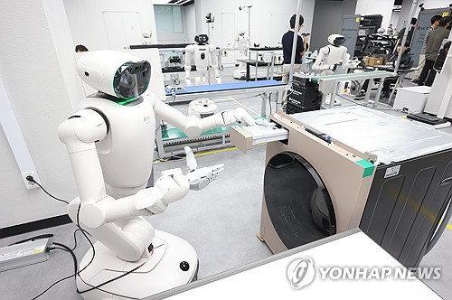 세탁기 제조 공정에서 데이터 학습하는 LG전자 클로이드