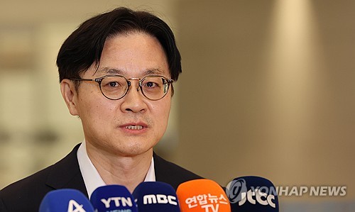 김정관 산업통상부 장관