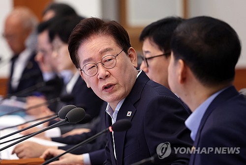 이재명 대통령, 국무회의 주재
