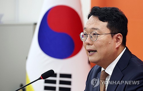 기자간담회 갖는 천하람 권한대행