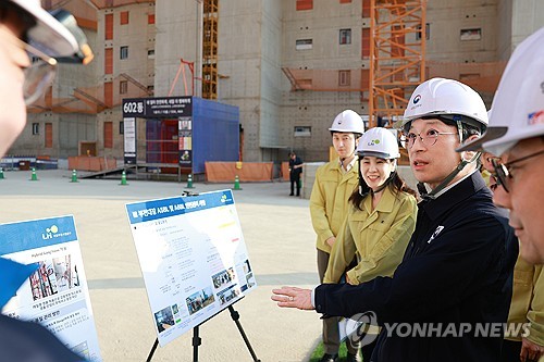 3기 신도시 현장점검 하는 홍지선 국토교통부 장관