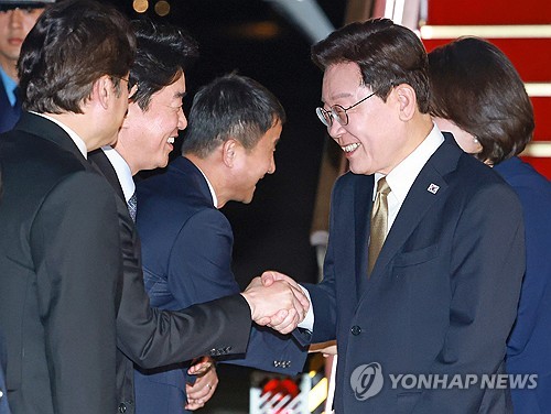 이재명 대통령과 강훈식 비서실장