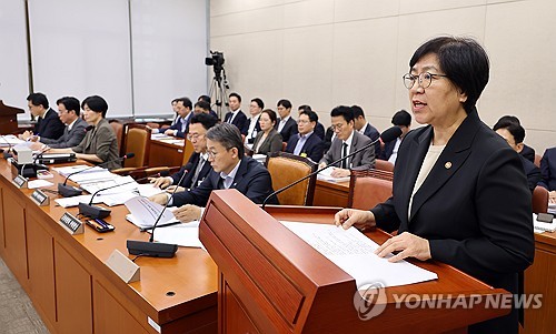 연금개혁특위, 업무 보고 하는 정은경 보건복지부 장관