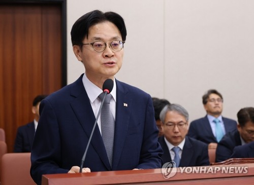 김정관 산업통상부 장관
