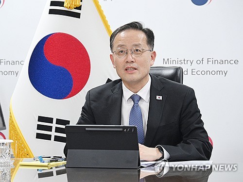 이형일 부총리, 미국 재무장관과 화상 면담