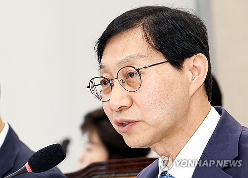 보건복지위 국감, 답변하는 김성주 국민연금공단 이사장