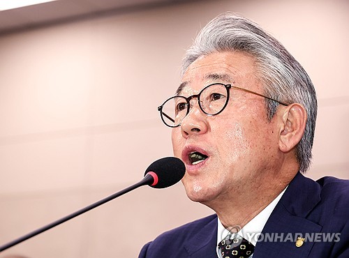 국감 답변하는 강호동 농협중앙회장