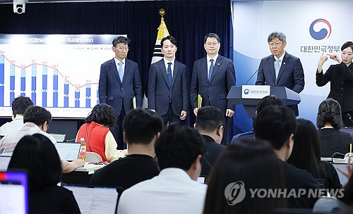 주택 공급계획 밝히는 김이탁 국토부 1차관