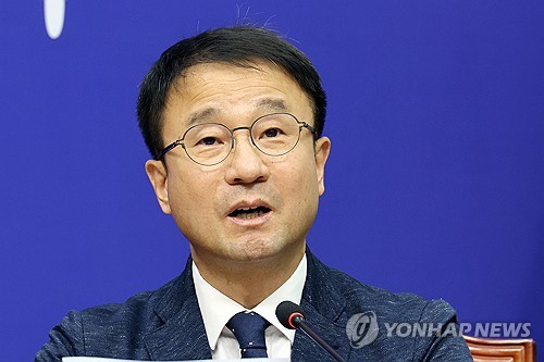 최고위 발언하는 한병도 원내대표