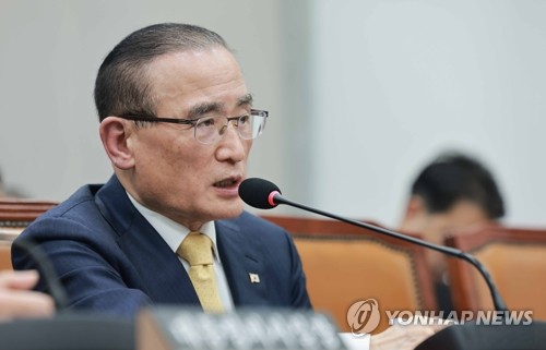 답변하는 위성락 국가안보실장